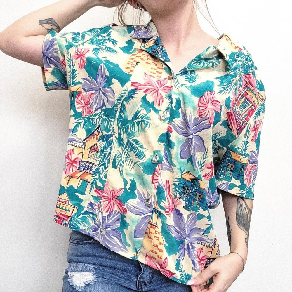 Vintage 1980s unique floral Hawaiian button down